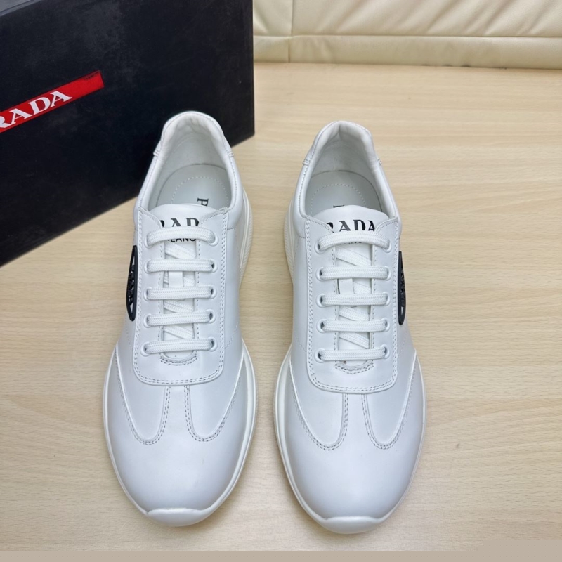 Pra*a casual shoes